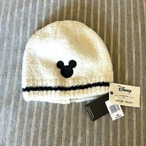 NEW Disney Parks Barefoot Dreams Mickey Mouse Beanie Knit Hat Adult One Size NWT